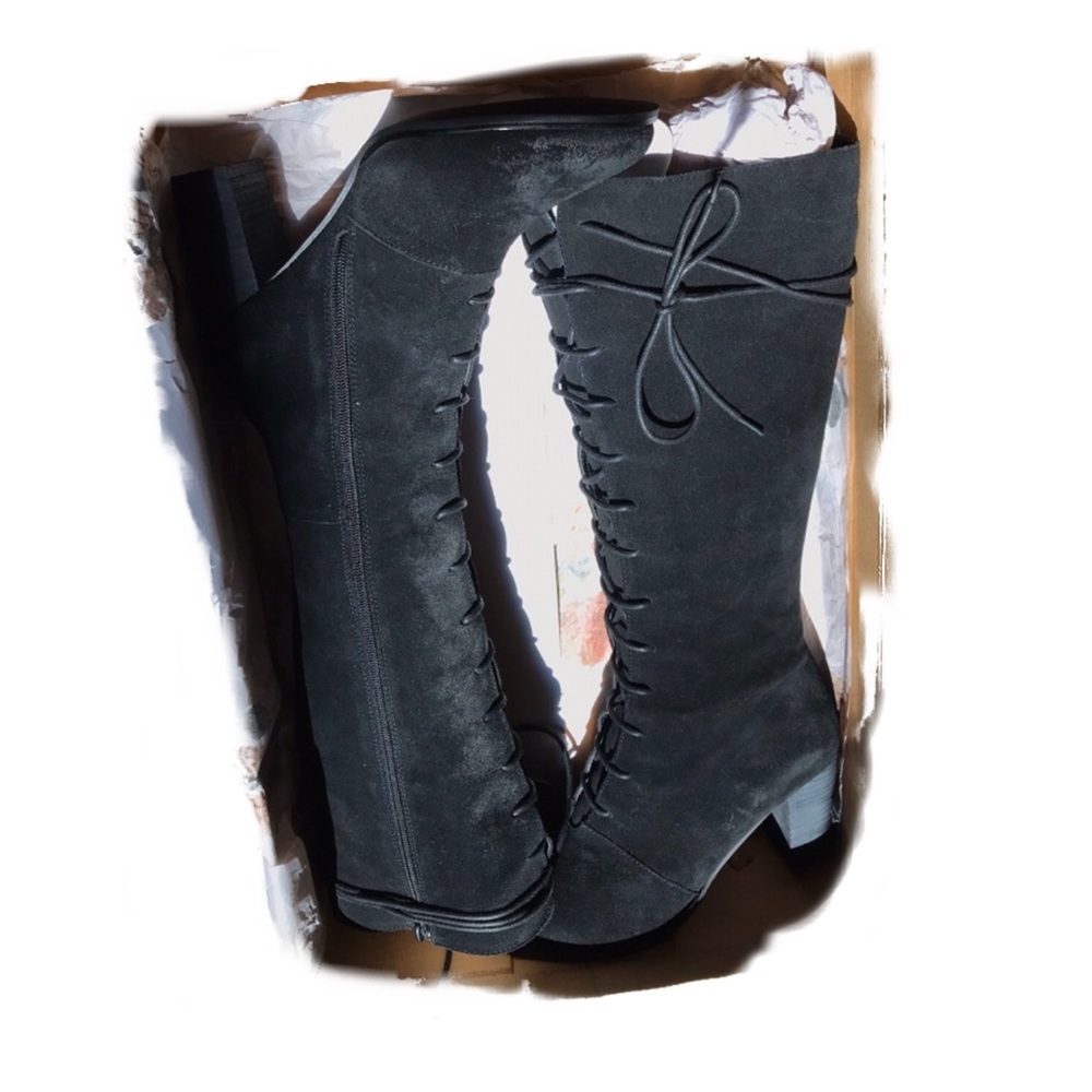 Joyfolie distress suede lace up Elody Boots 9.5 - Picture 3 of 5